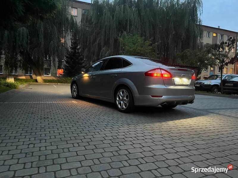 Używany Ford Mondeo Titanium S 175 KM (128 kW) 2009 Srebrny Hatchback
