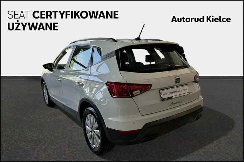 Używany Seat Arona Style 110 KM (80 kW) 2022 Biały SUV