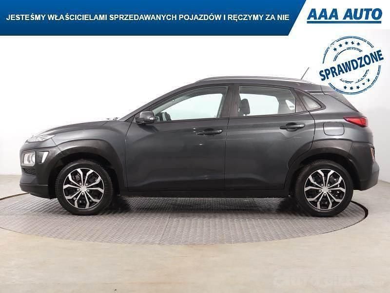 Używany Hyundai Kona 120 KM (88 kW) 2020 Szary SUV
