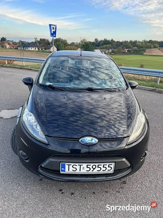 Czarny Używany 2009 Ford Fiesta Hatchback | 12 000 zł (Uczciwa cena) - Obraz 1/4