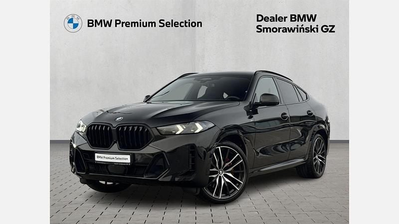 Używany BMW X6 Comfort Edition 340 KM (250 kW) 2024 Czarny szafir metalizowany SUV