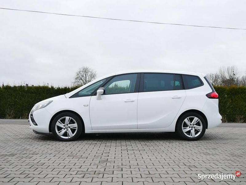 Biały Używany 2015 Opel Zafira Minivan | 34 900 zł - Obraz 1/4