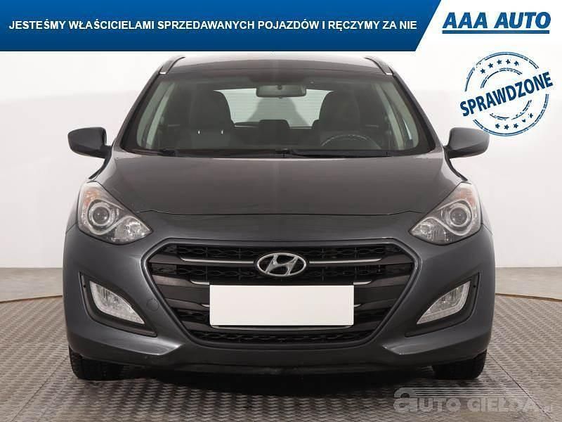 Używany Hyundai i30 110 KM (80 kW) 2017 Szary