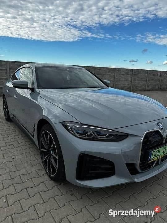 Szary Używany 2024 BMW i4 Sedan/Limuzyna | 240 000 zł - Obraz 1/4