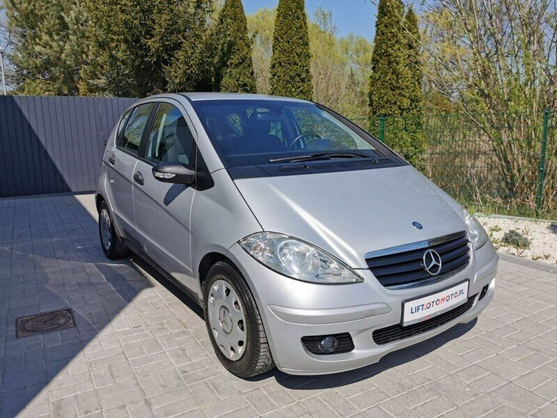 Używany Mercedes A150 95 KM (69 kW) 2007 Srebrny Hatchback