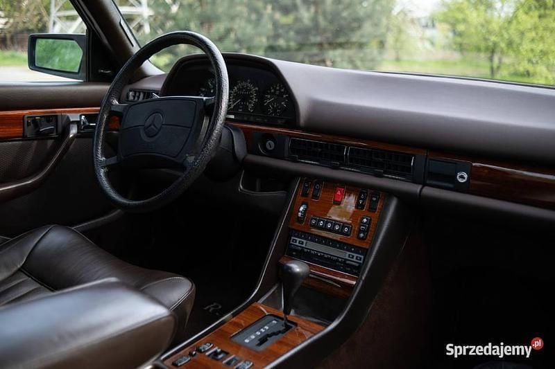 Używany Mercedes 300 1987 Sedan/Limuzyna