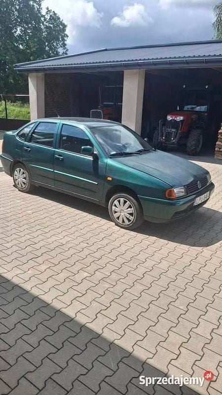Używany 1996 VW Polo Classicline Hatchback | 950 zł (Super Cena) - Obraz 1/4