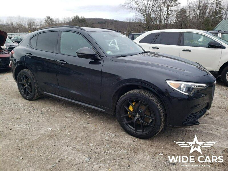 Czarny (metalik) Używany 2020 Alfa Romeo Stelvio SUV | 53 400 zł - Obraz 1/4