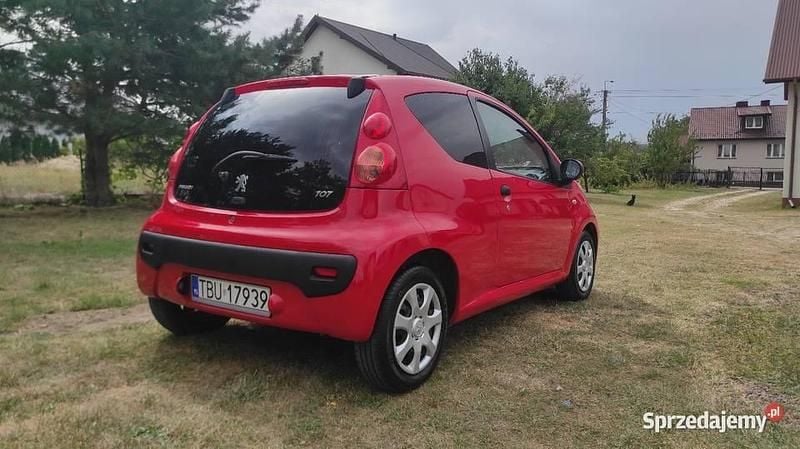 Czerwony Używany 2009 Peugeot 107 Hatchback | 7800 zł - Obraz 1/4