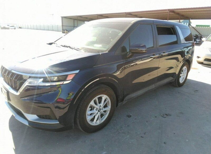 Używany Kia Carnival 290 KM (213 kW) 2021 Niebieski ciemny Minivan