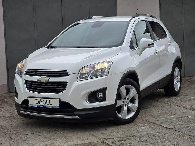 Biały Używany 2013 Chevrolet Trax SUV | 28 500 zł (Uczciwa cena) - Obraz 1/4