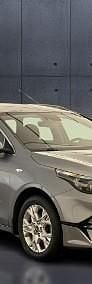 Używany Kia Ceed 160 KM (117 kW) 2022 Srebrny Hatchback