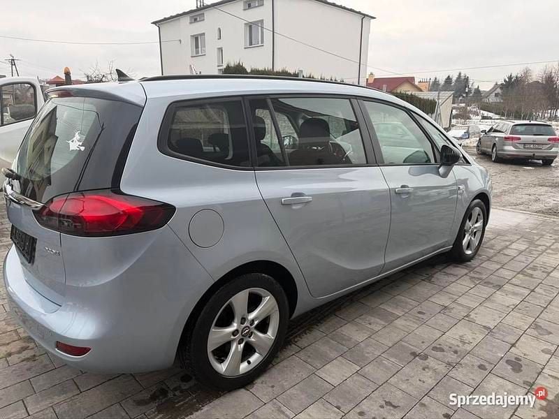 Używany Opel Zafira 2014 Niebieski Minivan