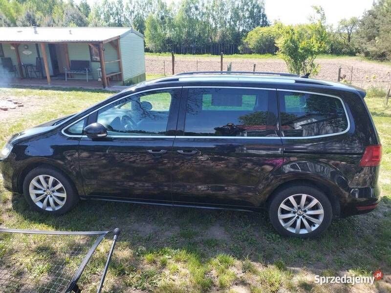 Używany VW Sharan 140 KM (102 kW) 2012 Czarny Minivan