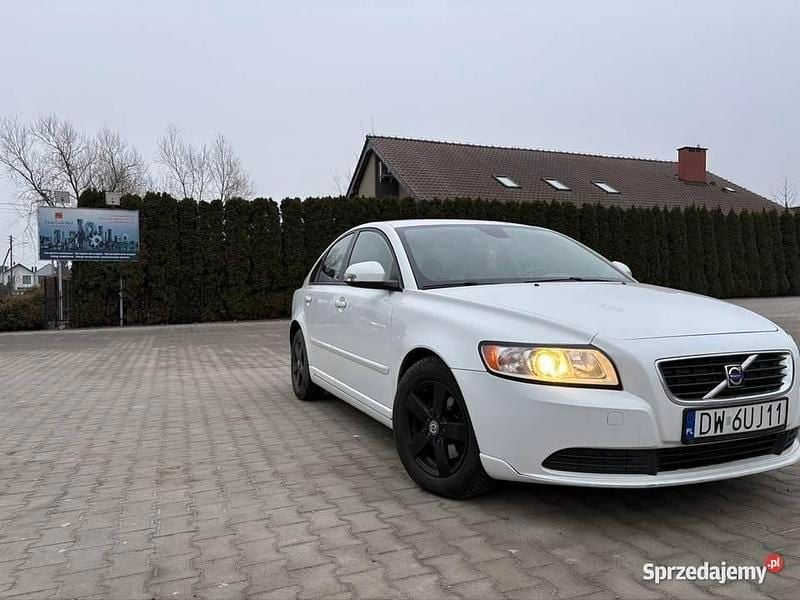 Używany Volvo S40 2010 Biały Sedan/Limuzyna