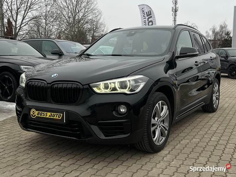Używany BMW X1 136 KM (100 kW) 2016 Czarny SUV