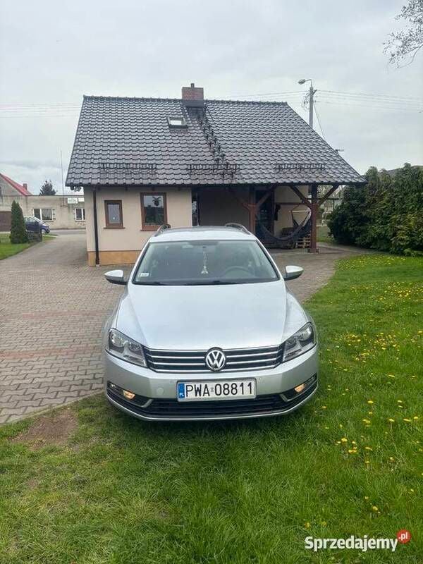 Srebrny Używany 2014 VW Passat Kombi | 19 999 zł - Obraz 1/4