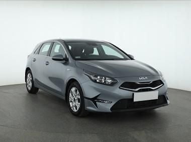 Szary Używany 2021 Kia Ceed Hatchback | 73 999 zł (Dobra cena) - Obraz 1/4