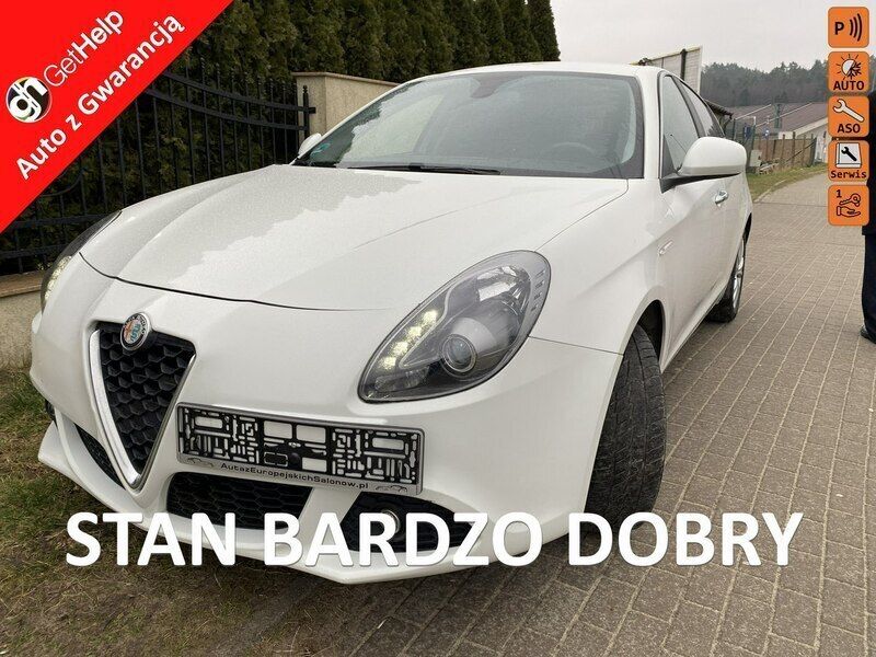Biały Używany 2011 Alfa Romeo Giulietta Hatchback | 15 800 zł (Dobra cena) - Obraz 1/4