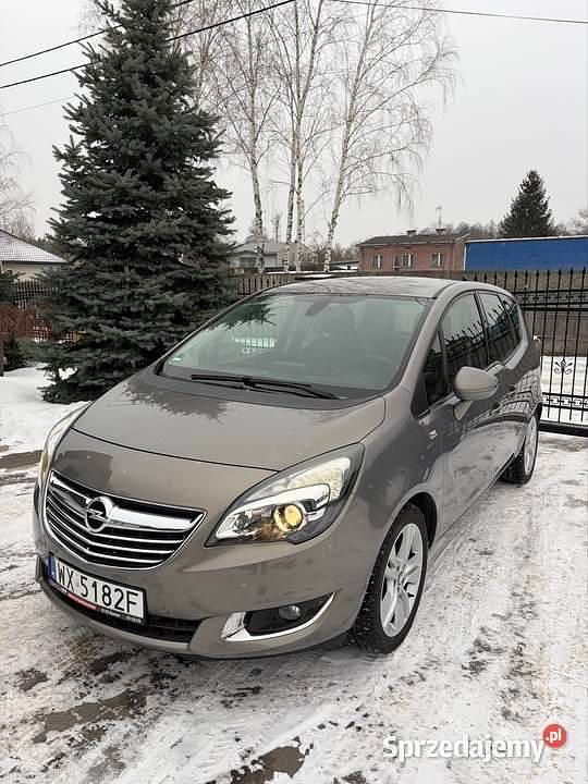 Używany Opel Meriva Cosmo 2015 Beżowy Minivan