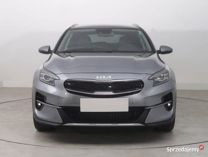 Szary Używany 2022 Kia XCeed SUV | 96 999 zł - Obraz 1/4