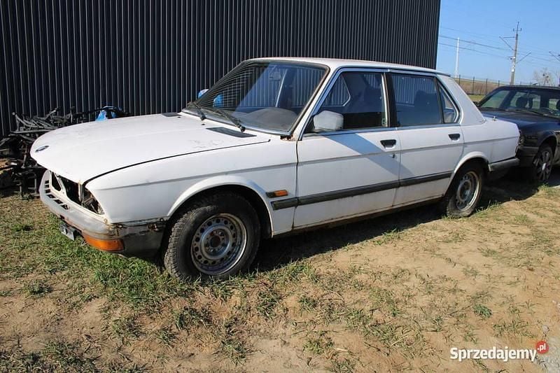 Używany 1984 BMW 520 Sedan/Limuzyna | 2999 zł - Obraz 1/4
