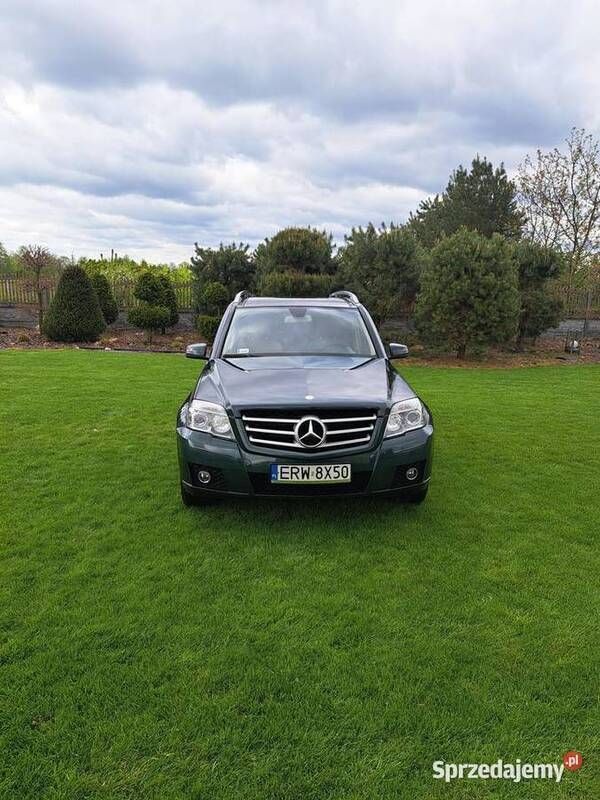 Używany 2009 Mercedes GLK350 SUV | 52 000 zł - Obraz 1/4