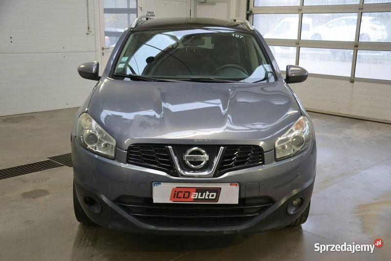 Szary Używany 2010 Nissan Qashqai +2 SUV | 8800 zł - Obraz 1/4
