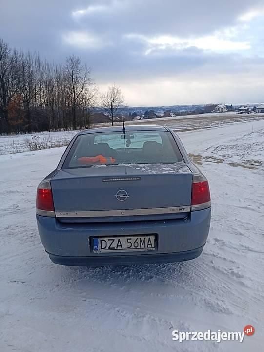 Używany Opel Vectra 2004 Szary Hatchback