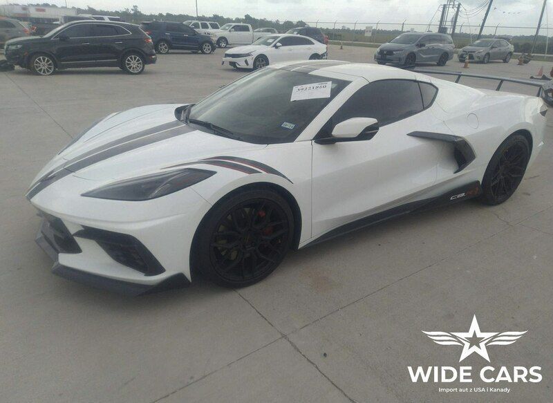 Biały (metalik) Używany 2020 Chevrolet Corvette Coupe | 174 000 zł - Obraz 1/4
