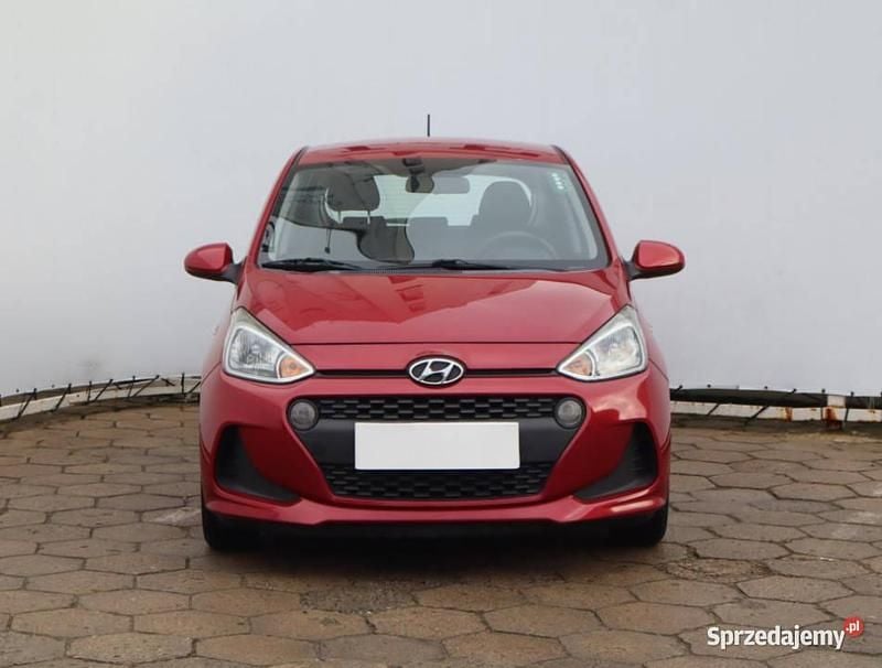 Czerwony Używany 2016 Hyundai i10 Hatchback | 25 499 zł (Uczciwa cena) - Obraz 1/4