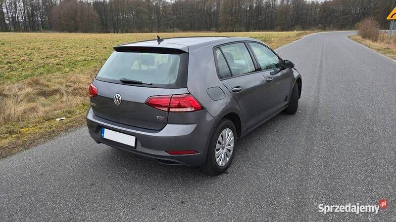 Grafitowy Używany 2017 VW Golf VII Hatchback | 38 700 zł (Dobra cena) - Obraz 1/4