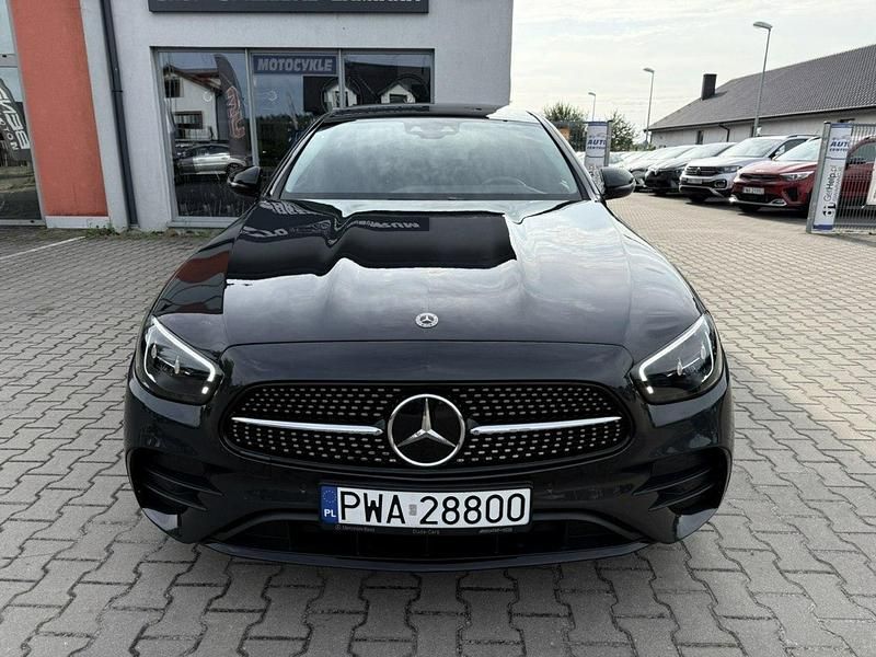 Używany Mercedes E400 330 KM (242 kW) 2021 Inny Sedan/Limuzyna
