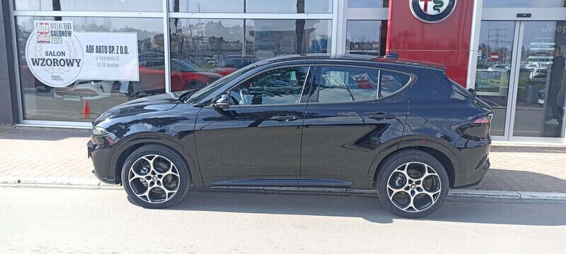 Lakier pastelowy czarny alfa black Nowe 2024 Alfa Romeo Tonale Sprint SUV | 160 225 zł (Uczciwa cena) - Obraz 1/4