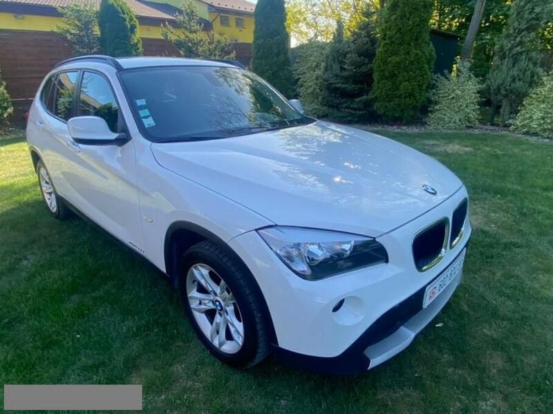 Biały Używany 2010 BMW X1 SUV | 39 900 zł - Obraz 1/4