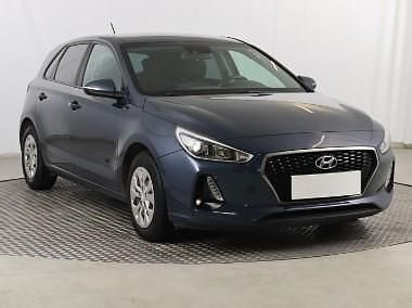 Niebieski Używany 2017 Hyundai i30 Hatchback | 42 499 zł (Uczciwa cena) - Obraz 1/4