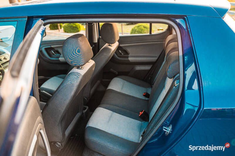 Używany Skoda Fabia 90 KM (66 kW) 2013 Granatowy