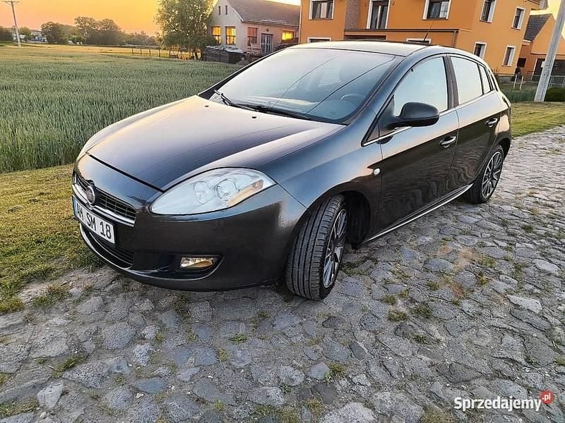 Brązowy Używany 2008 Fiat Bravo Sport Hatchback | 11 800 zł (Uczciwa cena) - Obraz 1/4