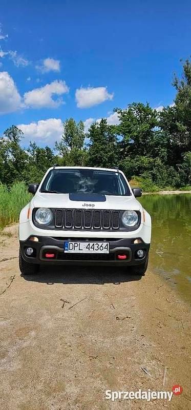 Biały Używany 2018 Jeep Renegade Trailhawk SUV | 69 900 zł (Uczciwa cena) - Obraz 1/4