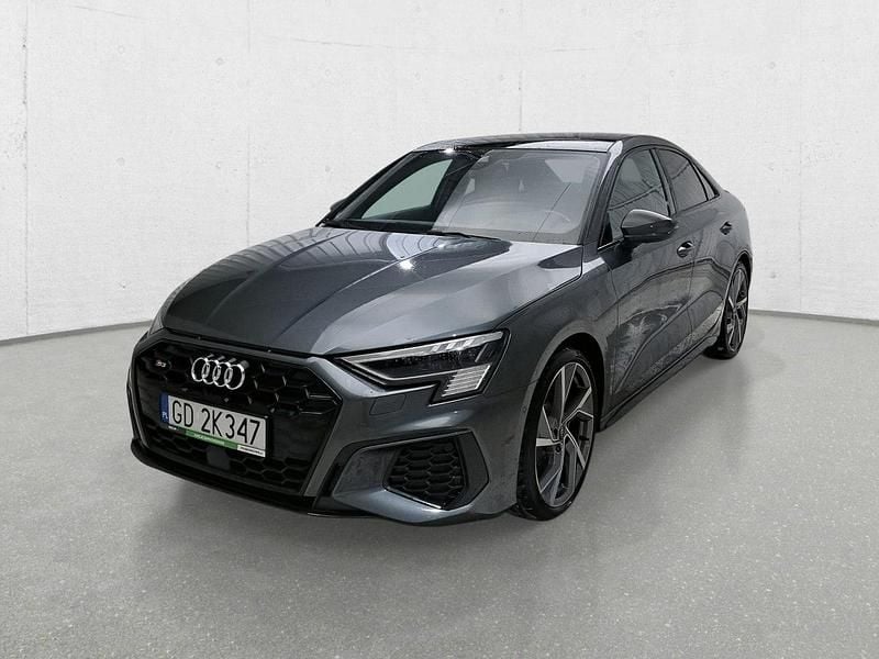 Używany Audi S3 310 KM (228 kW) 2023 Grafitowy Sedan/Limuzyna