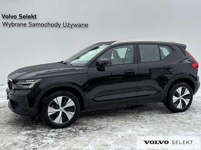 Czarny Używany 2023 Volvo XC40 SUV | 134 900 zł (Uczciwa cena) - Obraz 1/3