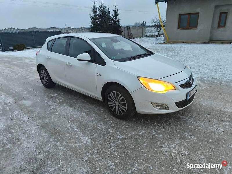 Używany Opel Astra 2010