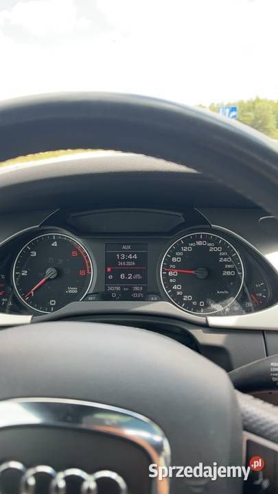 Używany Audi A4 S-Line 190 KM (139 kW) 2010 Czarny Kombi