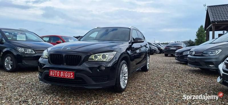 Czarny Używany 2015 BMW X1 SUV | 53 900 zł (Uczciwa cena) - Obraz 1/4