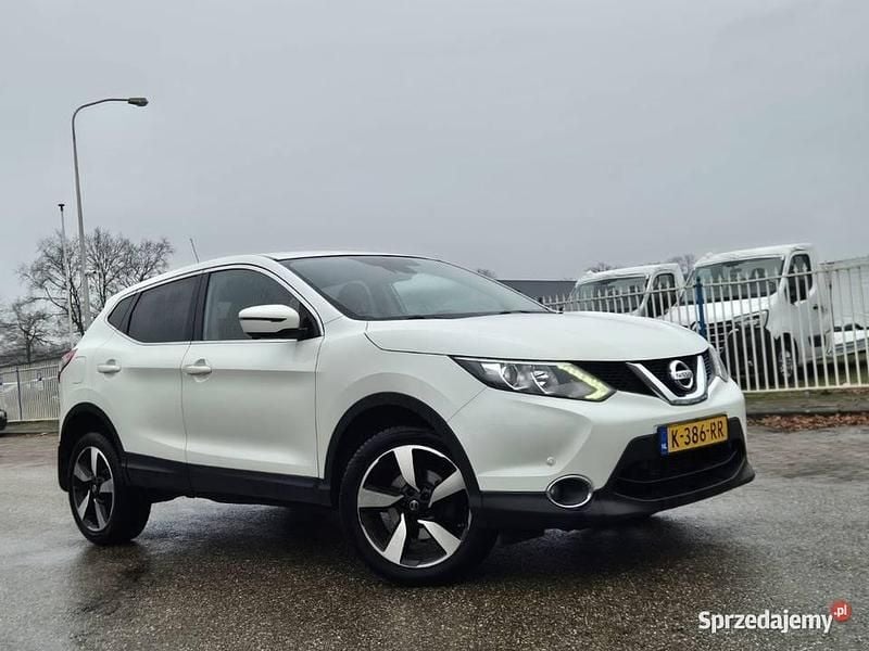 Używany 2016 Nissan Qashqai SUV | 34 000 zł (Super Cena) - Obraz 1/4