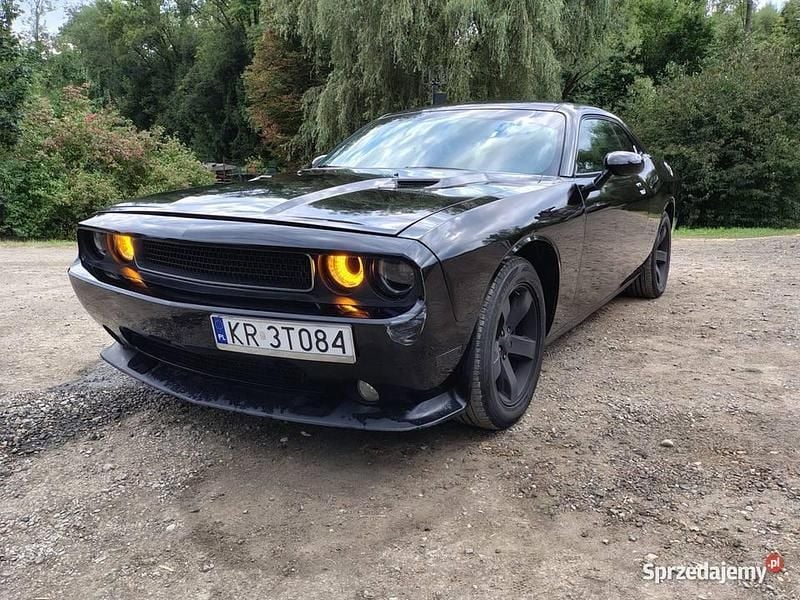 Czarny Używany 2012 Dodge Challenger Coupe | 53 500 zł (Uczciwa cena) - Obraz 1/4