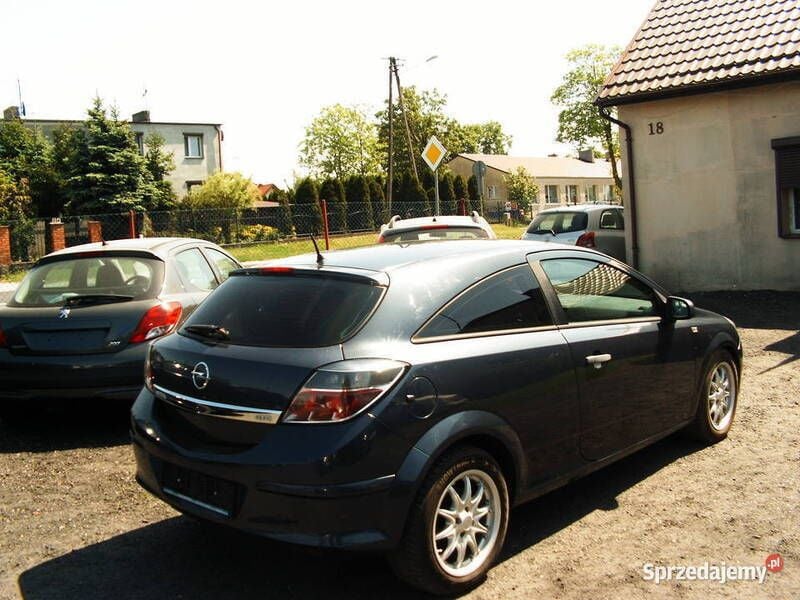 Używany Opel Astra GTC 2009 Czarny Hatchback