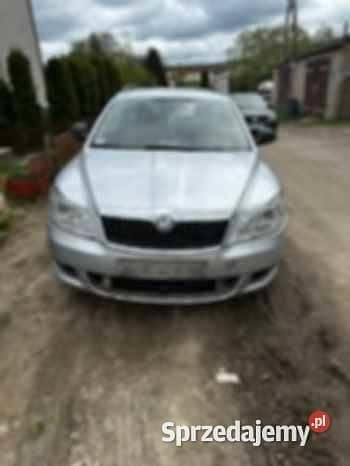 Używany Skoda Octavia 105 KM (77 kW) 2010 Srebrny Kombi