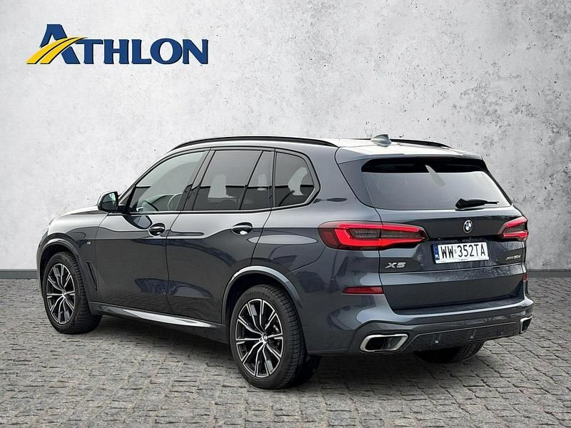 Używany BMW X5 286 KM (210 kW) 2022 Niebieski (metalik) SUV