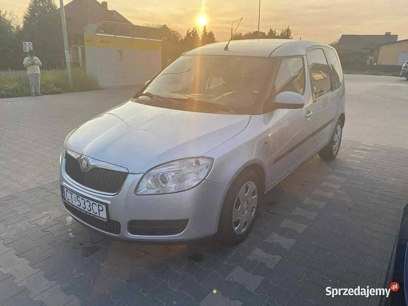 Używany Skoda Roomster 2010 Srebrny Minivan